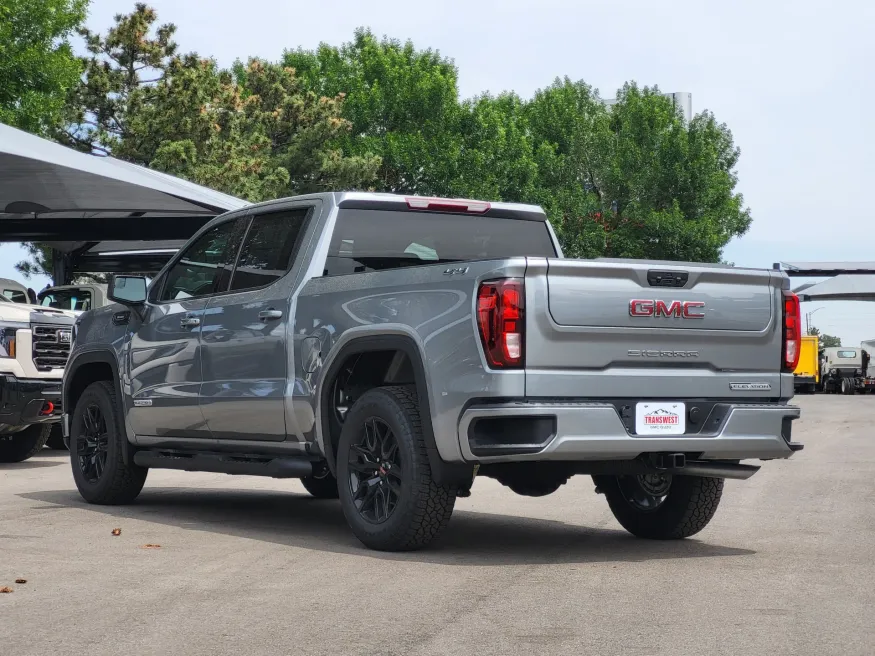 2026 GMC Sierra 1500 Elevation | Photo 4 of 24