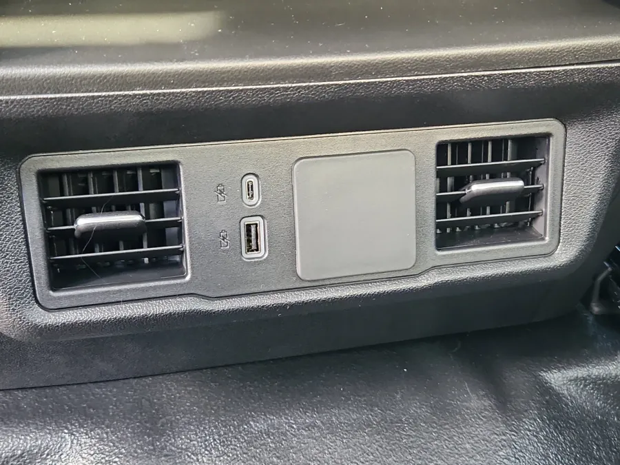 2026 GMC Sierra 3500HD CC Pro | Photo 16 of 20