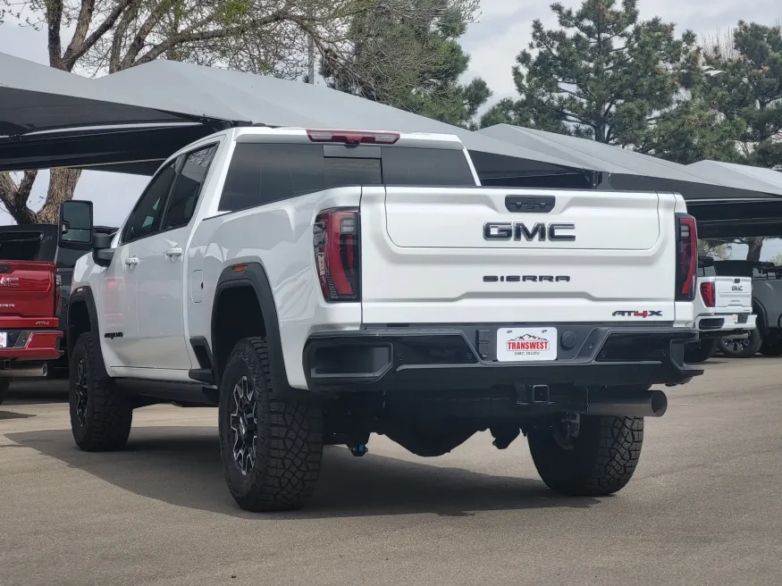 2026 GMC Sierra 2500HD AT4X | Photo 4 of 25