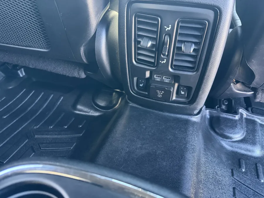 2023 Dodge Durango Citadel | Photo 10 of 21