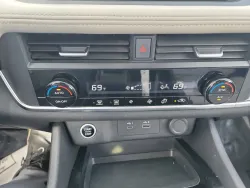 2023 Nissan Rogue SV | Thumbnail Photo 13 of 17