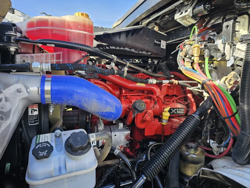 2025 Western Star 47X | Photo 9 of 14