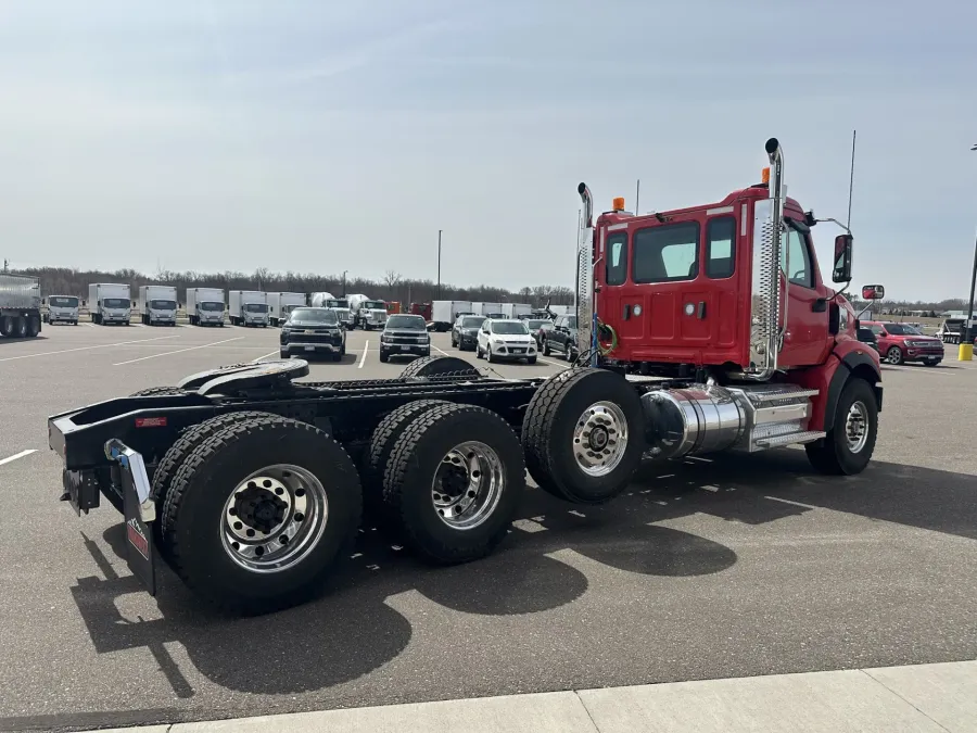 2027 Western Star 49X | Photo 5 of 15