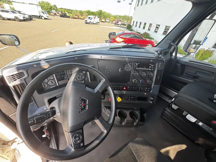 2022 Western Star 49X | Photo 9 of 18