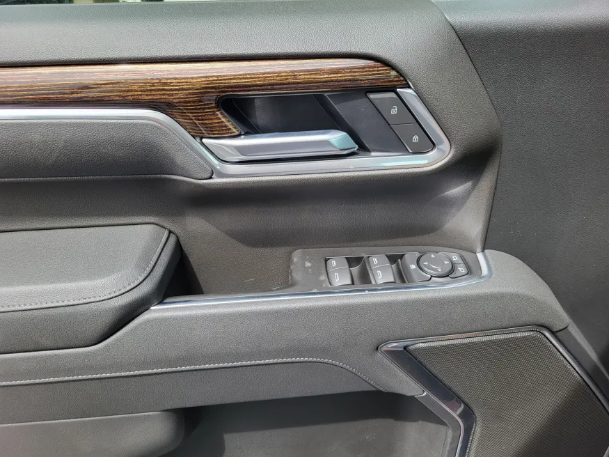 2026 GMC Sierra 1500 Elevation | Photo 18 of 24