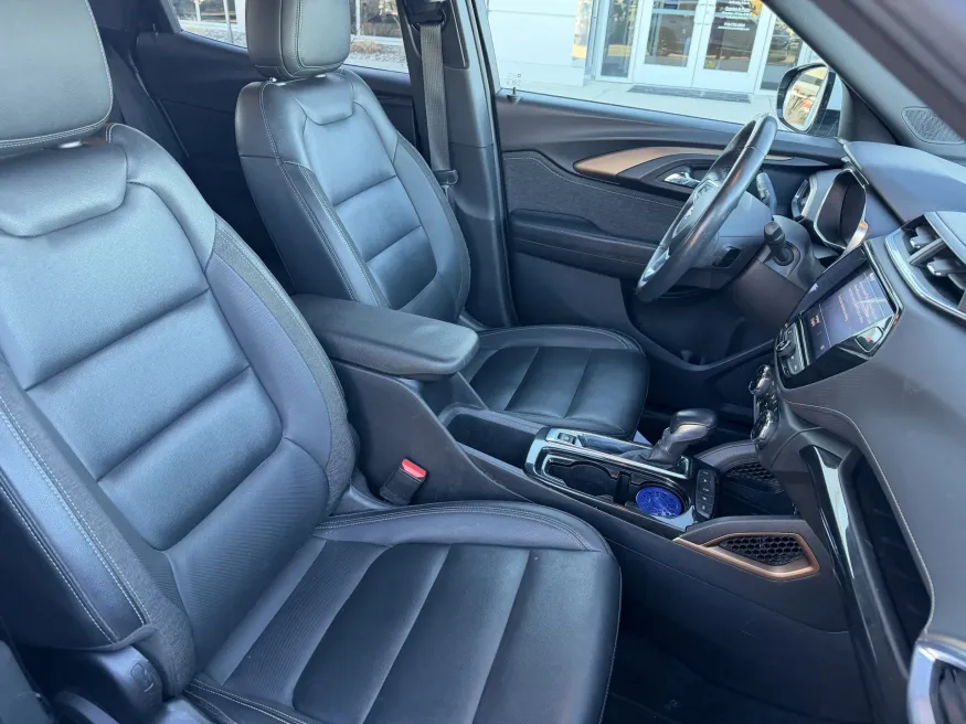 2021 Chevrolet Trailblazer ACTIV | Photo 11 of 19