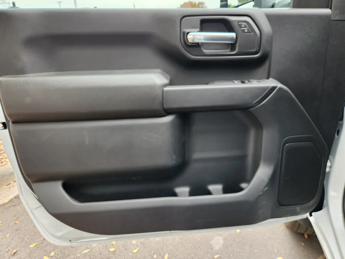 2025 GMC Sierra 3500HD CC Pro | Photo 5 of 28