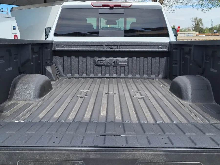 2026 GMC Sierra 3500HD SLT | Photo 24 of 25