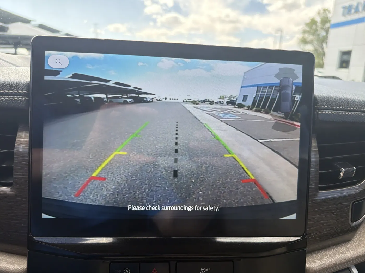 2024 Ford Expedition Limited | Photo 5 of 26