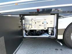 2026 Newmar Dutch Star 4081 | Thumbnail Photo 30 of 32