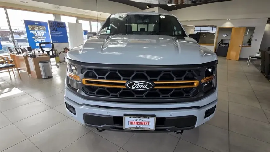 2025 Ford F-150 | Photo 2 of 26