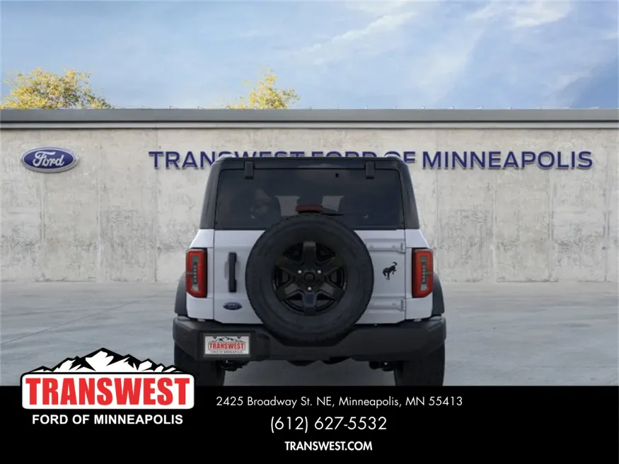 2025 Ford Bronco Outer Banks | Photo 5 of 25