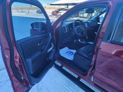 2022 Nissan Frontier SV | Thumbnail Photo 11 of 25