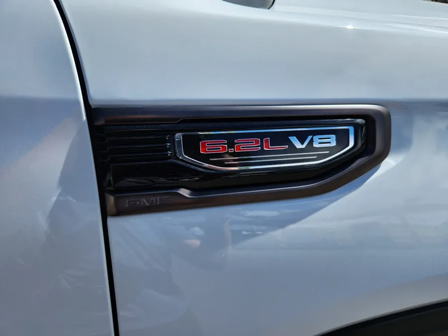 2026 GMC Sierra 1500 AT4X | Photo 16 of 28