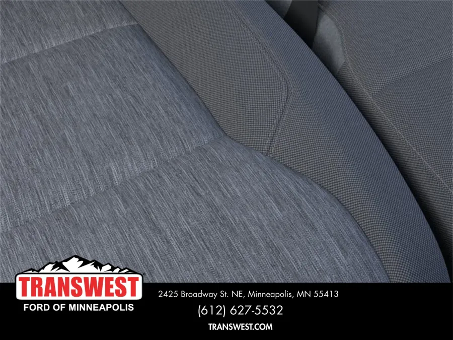 2025 Ford Super Duty F-350 | Photo 16 of 22