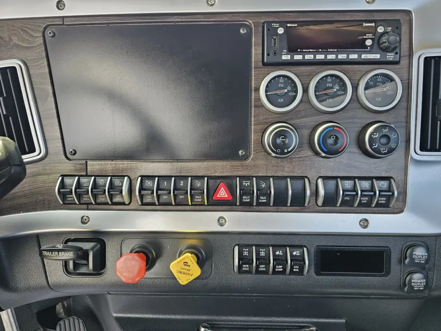 2022 Western Star 49X | Photo 10 of 17