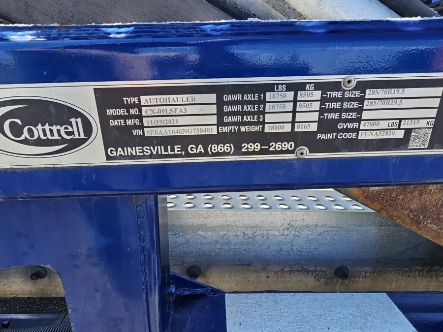 2023 Peterbilt 389 | Photo 14 of 34