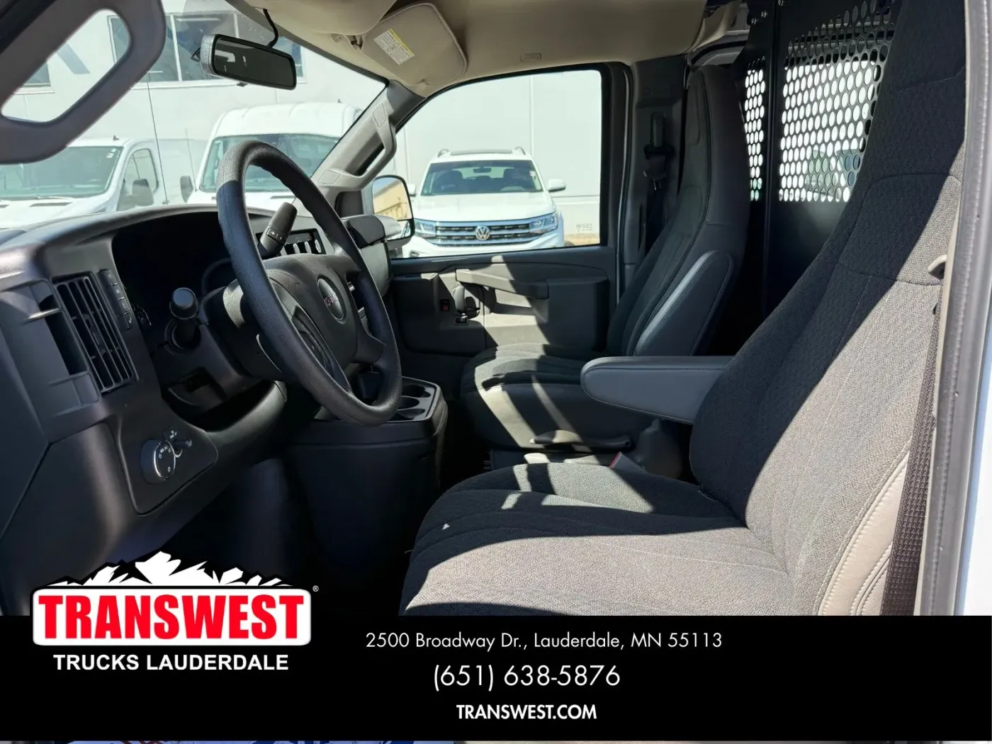 2024 GMC Savana 2500 Cargo | Photo 4 of 20