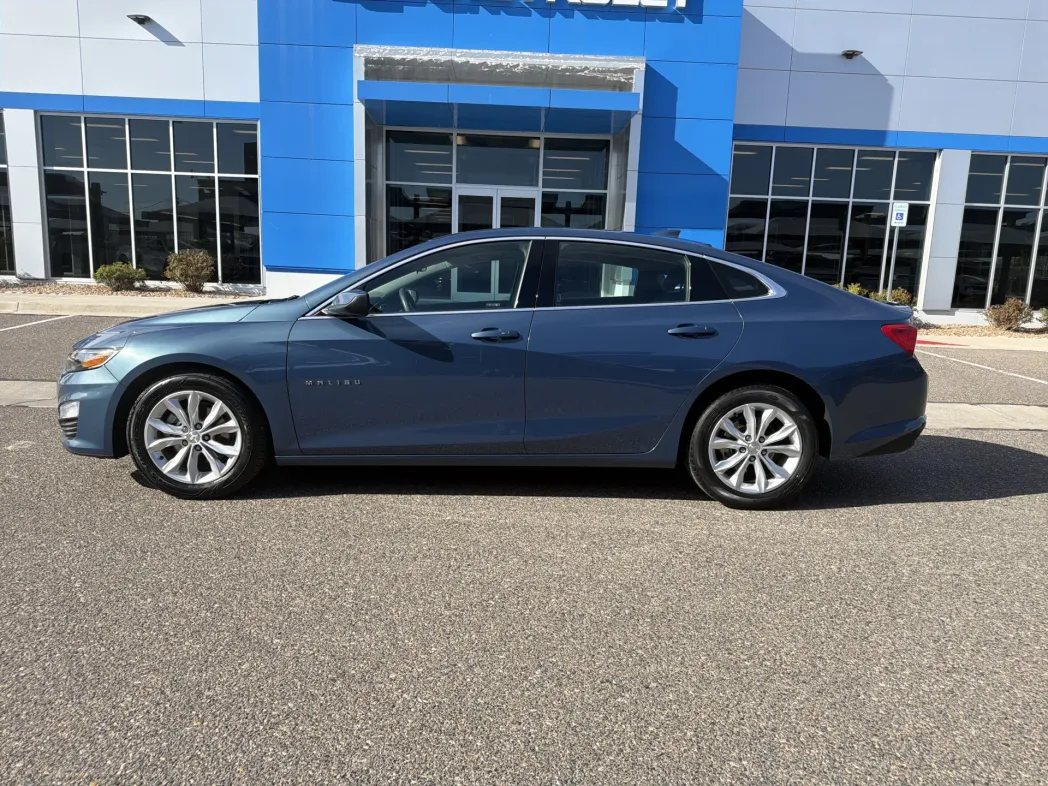 2025 Chevrolet Malibu LT 