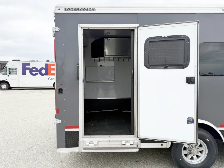 2022 Logan Coach Ultimate Sports Hauler | Photo 13 of 25