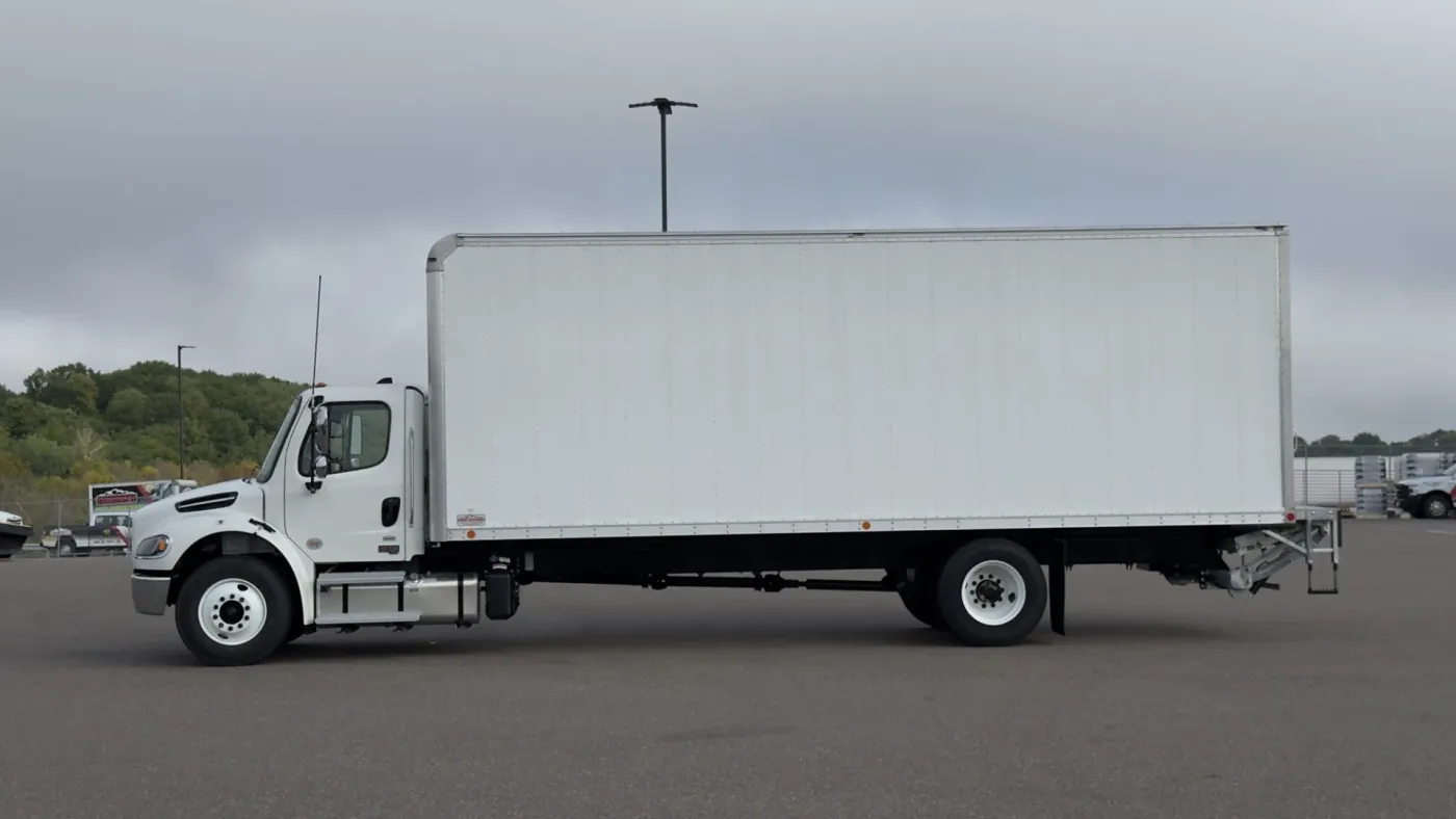 2026 Freightliner M2 106 | Photo 2 of 19
