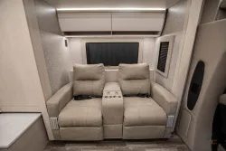 2026 Tiffin Wayfarer 25XPW | Thumbnail Photo 11 of 17