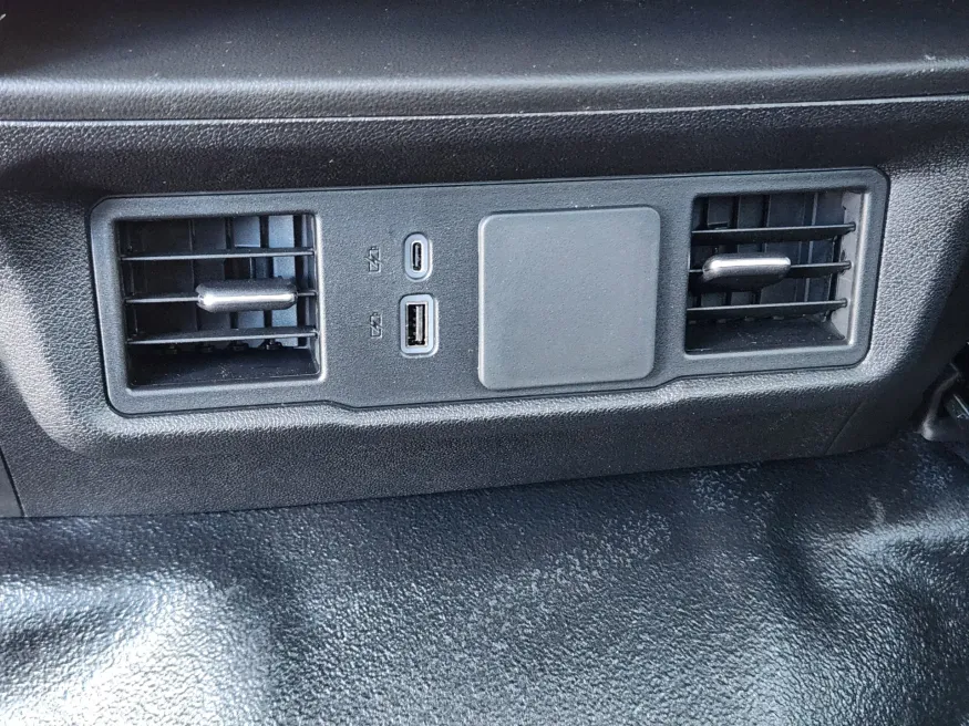 2026 GMC Sierra 1500 Pro | Photo 17 of 20