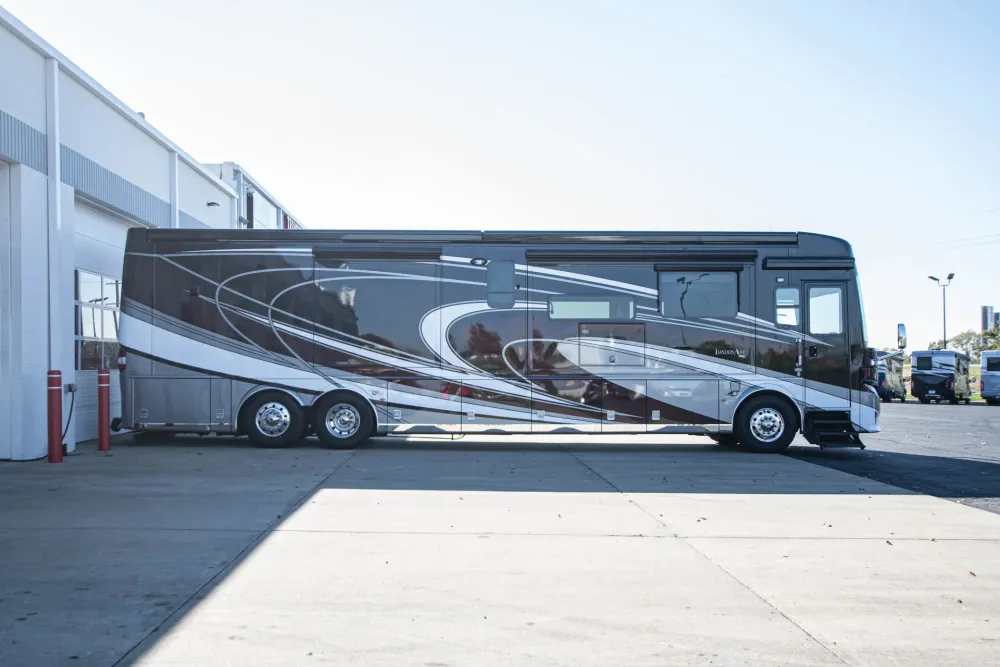 2022 Newmar London Aire 4579