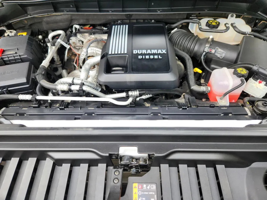 2024 GMC Sierra 1500 Denali | Photo 16 of 28