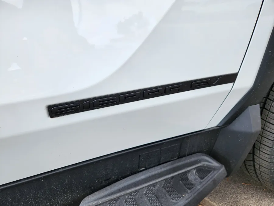 2026 GMC Sierra EV Standard Range Elevation | Photo 20 of 28