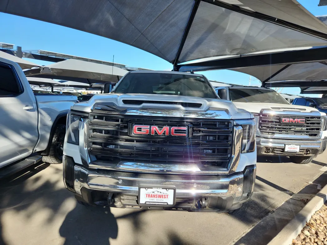 2025 GMC Sierra 2500HD Pro 