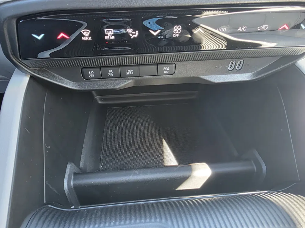 2026 Jeep Cherokee Limited - Photo 20