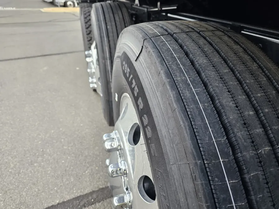 2026 Western Star 49X | Photo 19 of 24