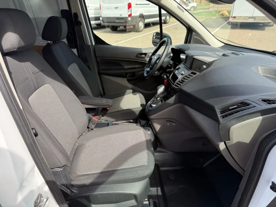 2023 Ford Transit Connect | Photo 6 of 19