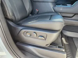 2026 GMC Sierra 2500HD Denali | Thumbnail Photo 18 of 31