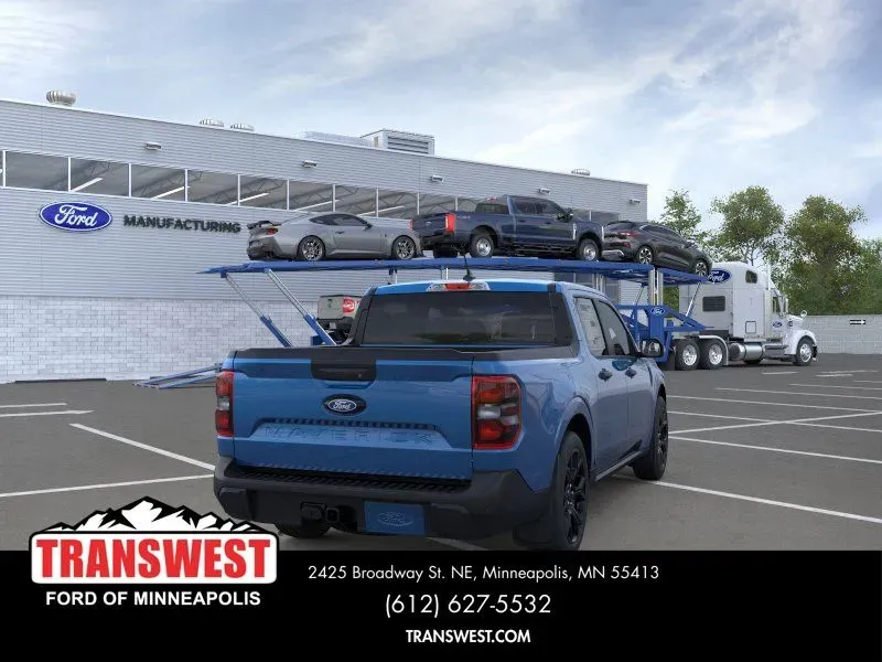 2026 Ford Maverick XLT | Photo 7 of 24