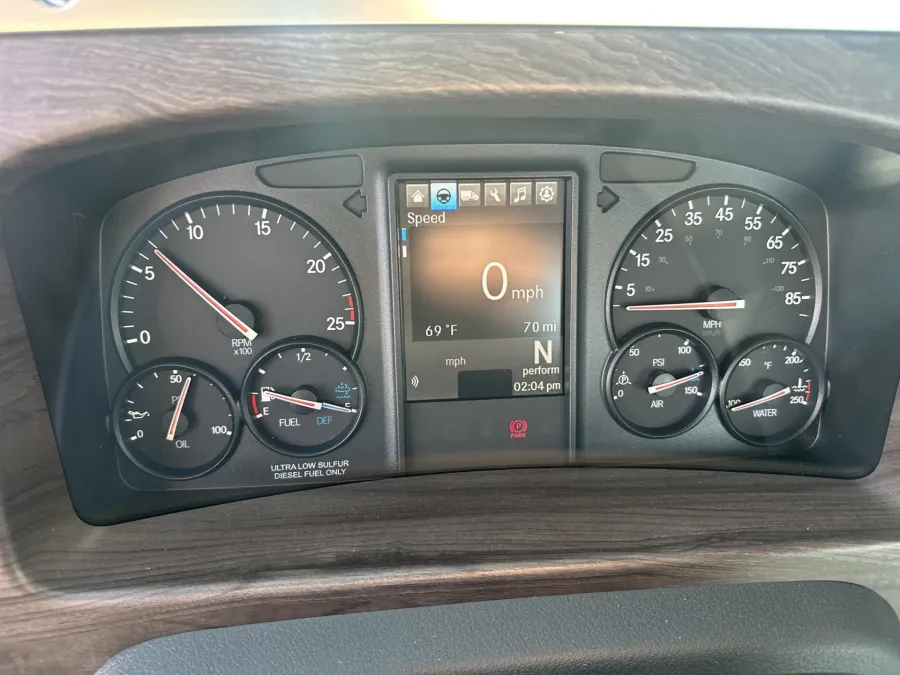 2026 Western Star 49X | Photo 12 of 14