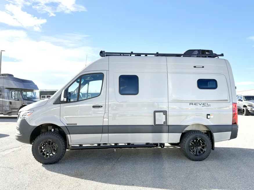 2026 Winnebago Revel Sport 44N | Photo 17 of 19