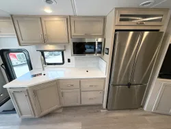 2026 Renegade Verona 40VRB | Thumbnail Photo 9 of 31