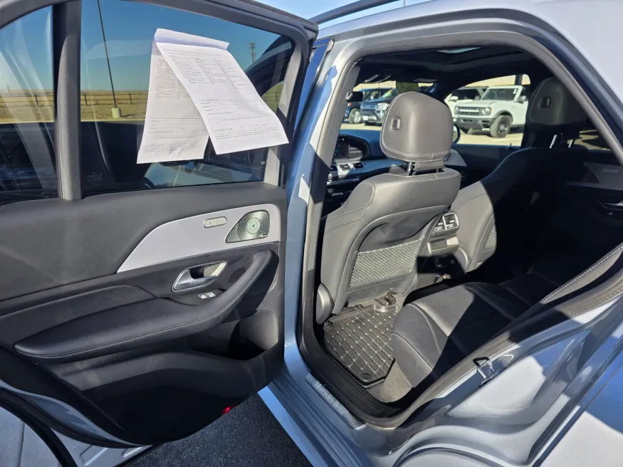 2022 Mercedes Benz GLE 350 | Photo 11 of 29