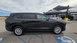 2024 Toyota Grand Highlander | Thumbnail Photo 4 of 26