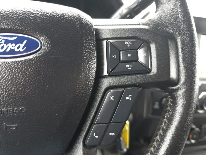 2019 Ford F-150 | Photo 17 of 30