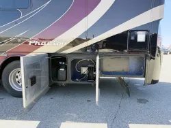 2016 Tiffin Phaeton 40AH | Thumbnail Photo 11 of 14