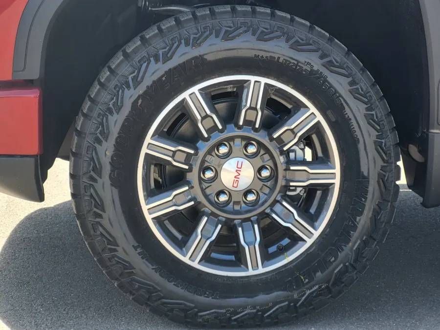 2026 GMC Sierra 1500 AT4 | Photo 9 of 26