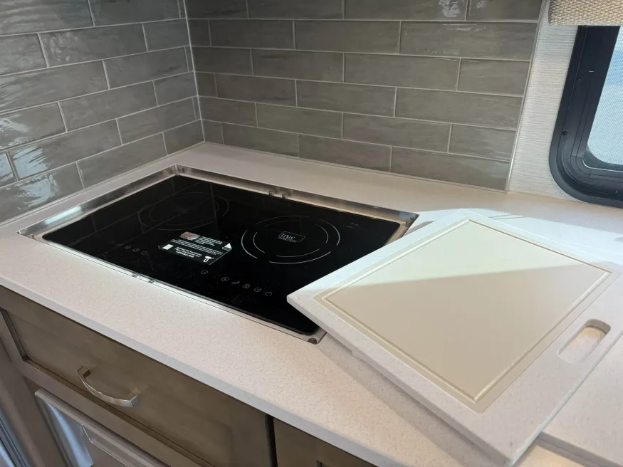 2026 Newmar Grand Star 3444 | Photo 24 of 47