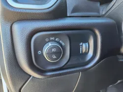 2024 RAM 2500 Big Horn | Thumbnail Photo 6 of 32