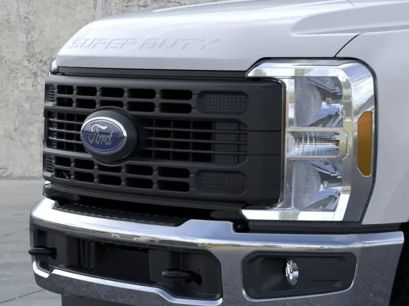 2026 Ford Super Duty F-350 | Photo 17 of 22