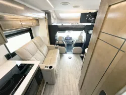 2027 Newmar Freedom Aire 2512 | Thumbnail Photo 5 of 25