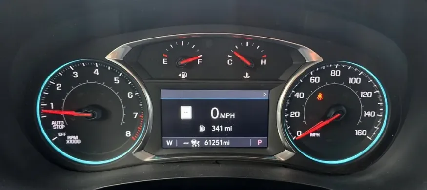 2023 Chevrolet Traverse | Photo 18 of 31