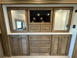 2026 Newmar Grand Star 3444 | Thumbnail Photo 33 of 47